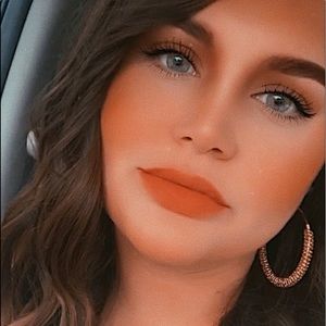 Meet your Posher, Bri